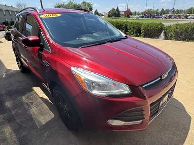 2016 Ford Escape, $8950. Photo 4