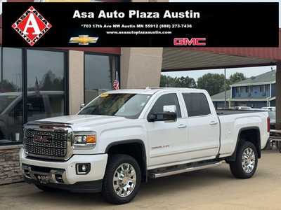 2018 GMC 2500 Crew Cab, $41950. Photo 1