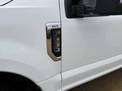 2021 Ford F250 Crew Cab, $38750. Photo 10