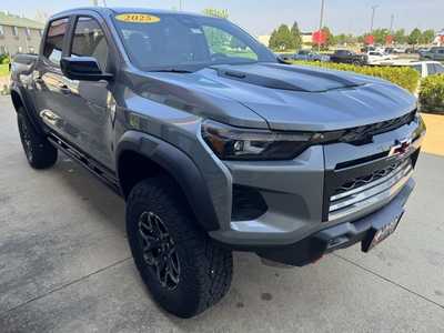 2025 Chevrolet Colorado Crew Cab, $52820. Photo 4