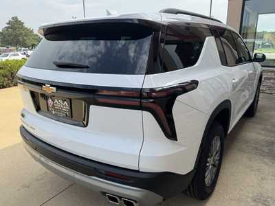 2025 Chevrolet Traverse, $45195. Photo 5