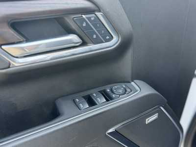 2024 GMC 1500 Crew Cab, $46950. Photo 12