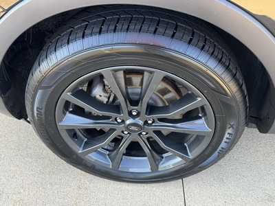 2018 Ford Explorer, $20250. Photo 9