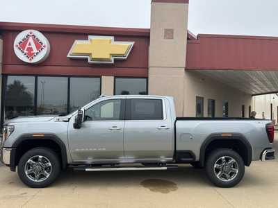 2025 GMC 3500 Crew Cab, $. Photo 8