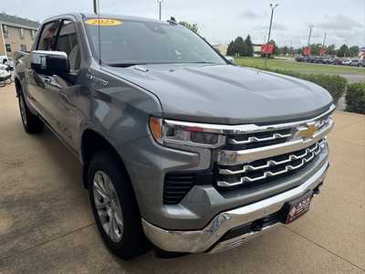 2025 Chevrolet 1500 Crew Cab, $67270. Photo 4