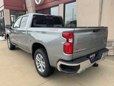 2025 Chevrolet 1500 Crew Cab, $67270. Photo 7