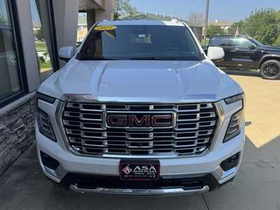 2025 GMC Yukon, $95395. Photo 3