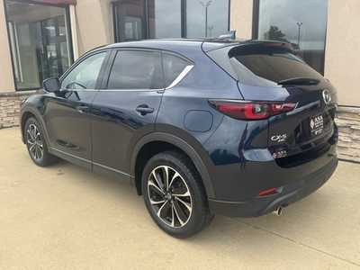 2022 Mazda CX-5, $26550. Photo 7