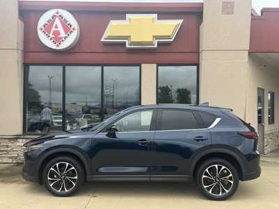 2022 Mazda CX-5, $26550. Photo 8