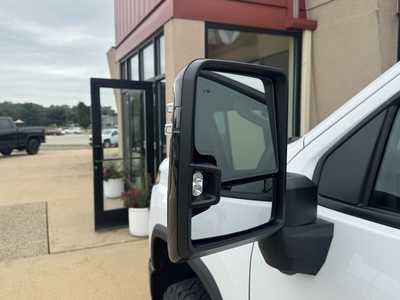 2025 Chevrolet 2500 Crew Cab, $73390. Photo 12