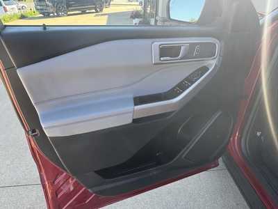 2023 Ford Explorer, $29650. Photo 11