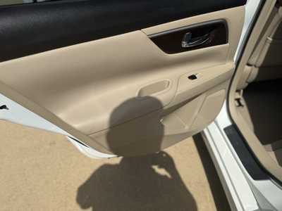 2014 Nissan Altima, $10350. Photo 10