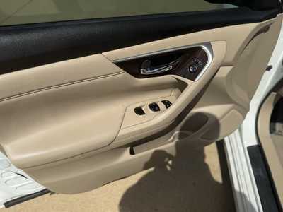 2014 Nissan Altima, $10350. Photo 9