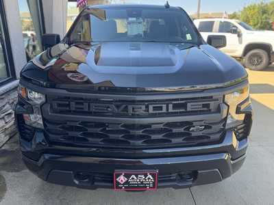 2025 Chevrolet 1500 Crew Cab, $52705. Photo 3