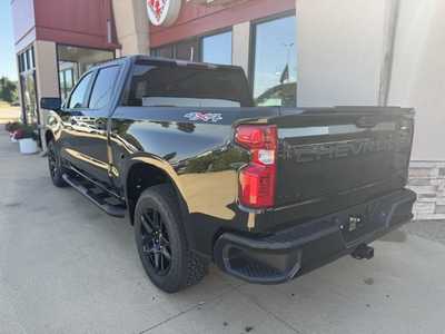 2025 Chevrolet 1500 Crew Cab, $52705. Photo 7