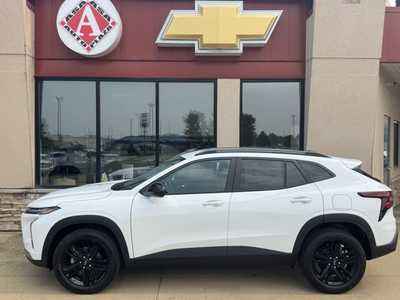 2025 Chevrolet Trax, $26690. Photo 7