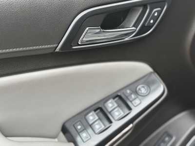 2020 Chevrolet Suburban, $34250. Photo 12