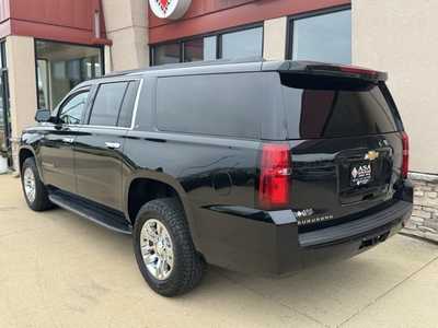 2020 Chevrolet Suburban, $34250. Photo 7