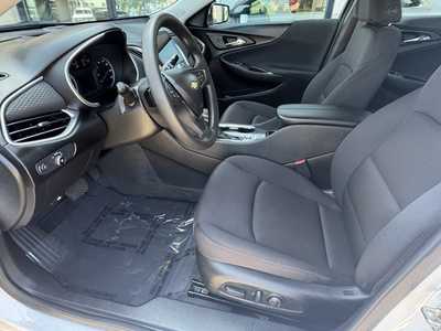2024 Chevrolet Malibu, $22950. Photo 12