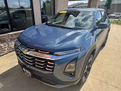2026 Chevrolet Equinox, $35590. Photo 2