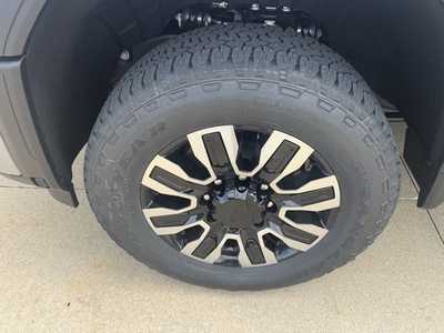 2025 GMC 3500 Crew Cab, $99935. Photo 9