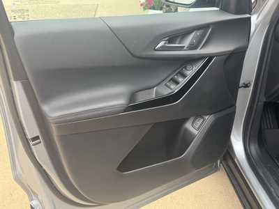 2026 Chevrolet Equinox, $34915. Photo 11