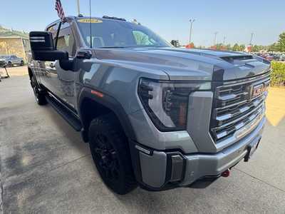 2024 GMC 3500 Crew Cab, $72950. Photo 4