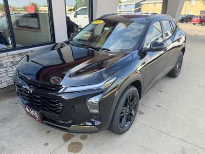 2025 Chevrolet Trax, $25987. Photo 2