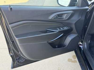 2025 Chevrolet Trax, $25987. Photo 9