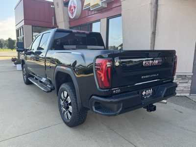 2025 GMC 3500 Crew Cab, $84997. Photo 7