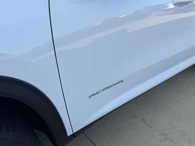 2026 GMC Acadia, $51916. Photo 10