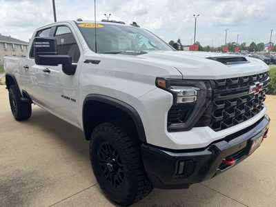 2025 Chevrolet 2500 Crew Cab, $. Photo 4