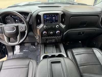 2022 GMC 1500 Crew Cab, $43950. Photo 10