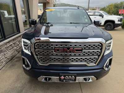 2022 GMC 1500 Crew Cab, $43950. Photo 2