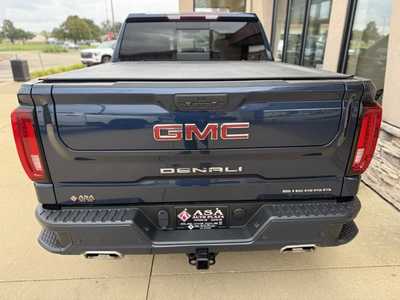 2022 GMC 1500 Crew Cab, $43950. Photo 5