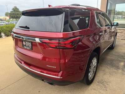 2022 Chevrolet Traverse, $35950. Photo 5
