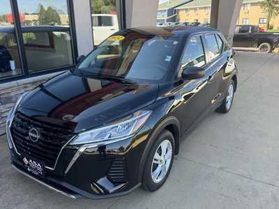 2024 Nissan Kicks, $19950. Photo 2