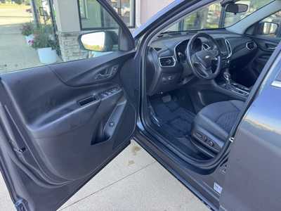 2022 Chevrolet Equinox, $22850. Photo 11
