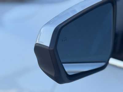 2022 Chevrolet Equinox, $22350. Photo 11