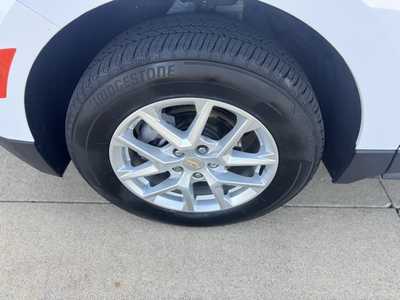 2022 Chevrolet Equinox, $22350. Photo 9