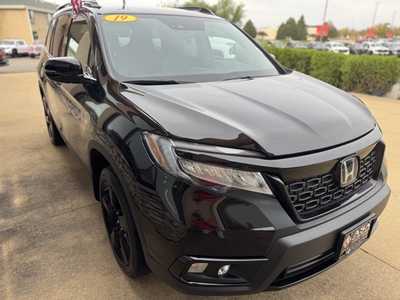 2019 Honda Passport, $25950. Photo 4