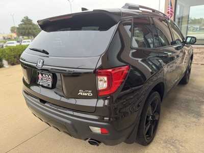 2019 Honda Passport, $25950. Photo 5