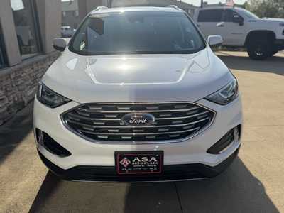2019 Ford Edge, $17950. Photo 3
