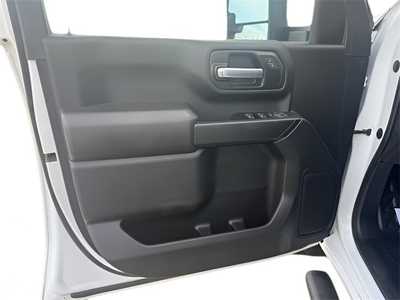 2023 Chevrolet 2500 Crew Cab, $39950. Photo 12
