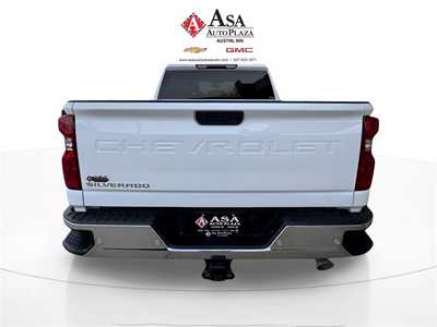 2023 Chevrolet 2500 Crew Cab, $39950. Photo 6