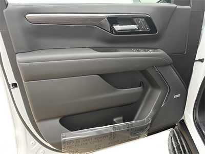 2026 Chevrolet Suburban, $78165. Photo 11