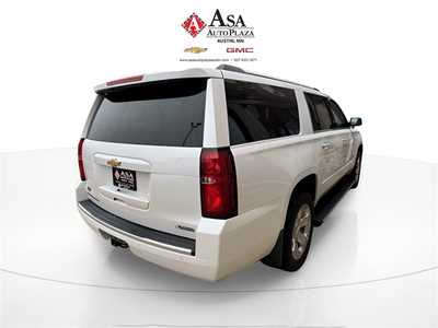 2018 Chevrolet Suburban, $23550. Photo 5