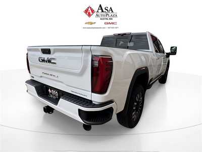 2026 GMC 2500 Crew Cab, $97775. Photo 5
