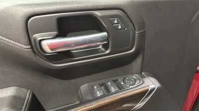 2021 Chevrolet 1500 Crew Cab, $36950. Photo 9