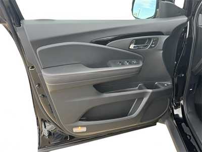 2024 Honda Ridgeline, $40650. Photo 11